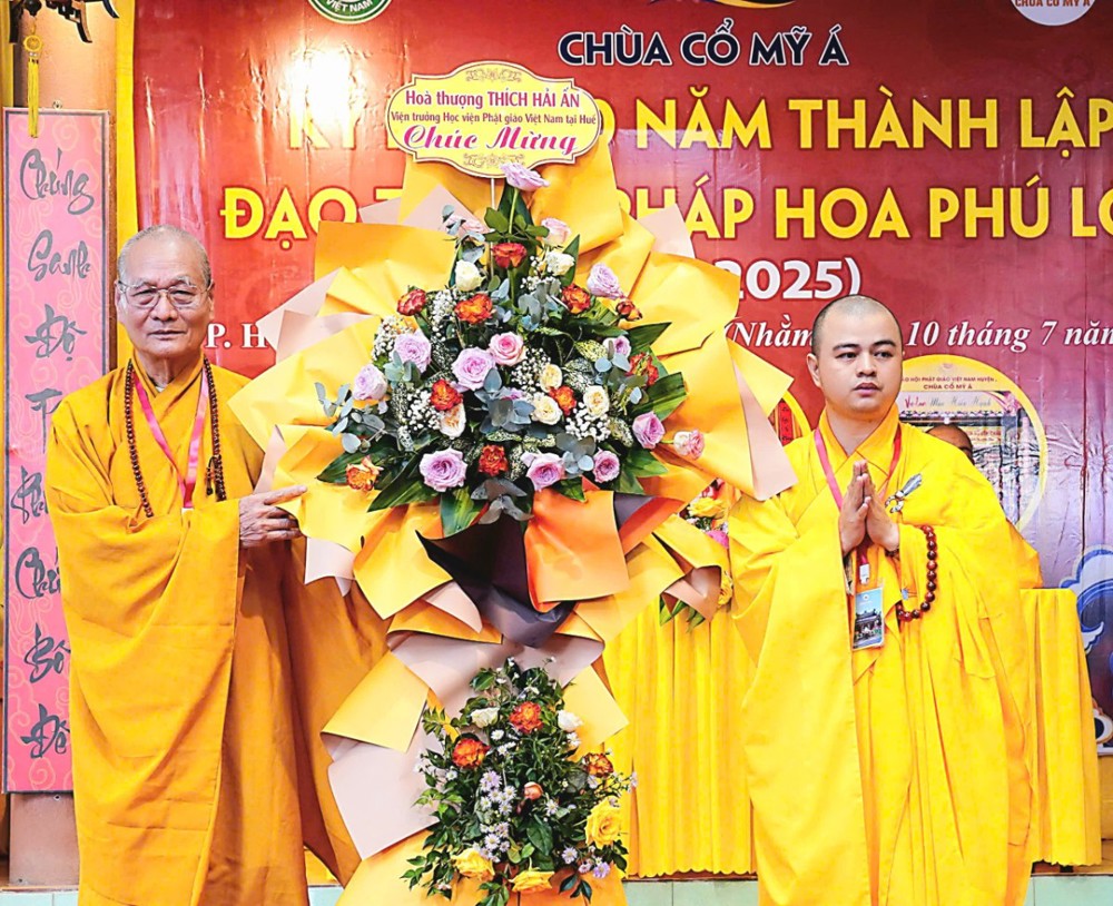 TP.Huế: Chùa Cổ Mỹ Á long trọng tổ chức Kỷ niệm 10 năm ngày thành lập Đạo tràng Pháp Hoa Phú Lộc