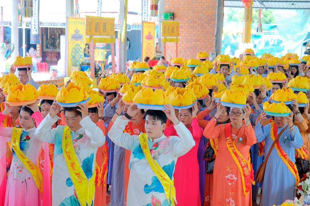 An Giang: Chùa Bảo Tạng tổ chức đại lễ Vu lan PL.2569, trao quà cho bà con khó khăn