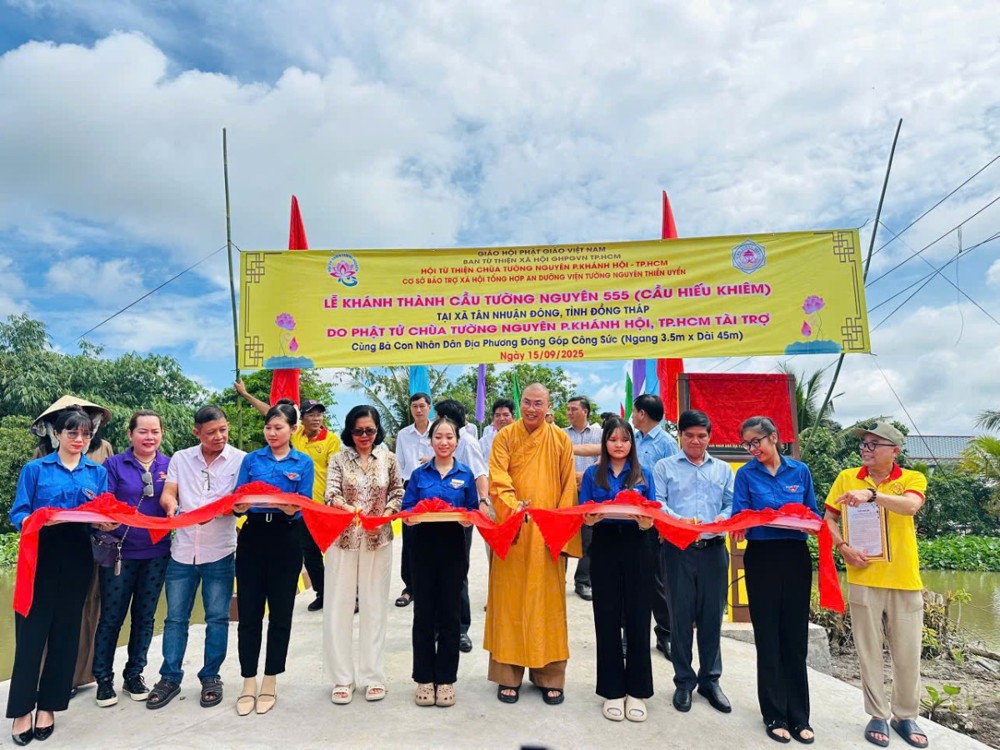 Đồng Tháp: Hội Từ thiện chùa Tường Nguyên tổ chức lễ khánh thành cầu Tường Nguyên 555