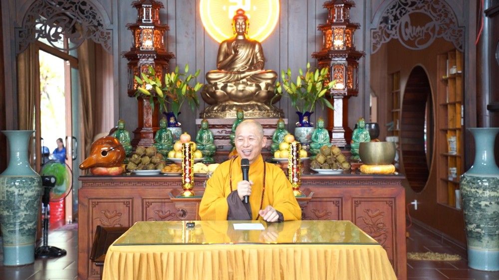 An Giang: Thượng tọa Thích Minh Nhẫn thuyết giảng tại điểm SHTGTT Phúc Quang