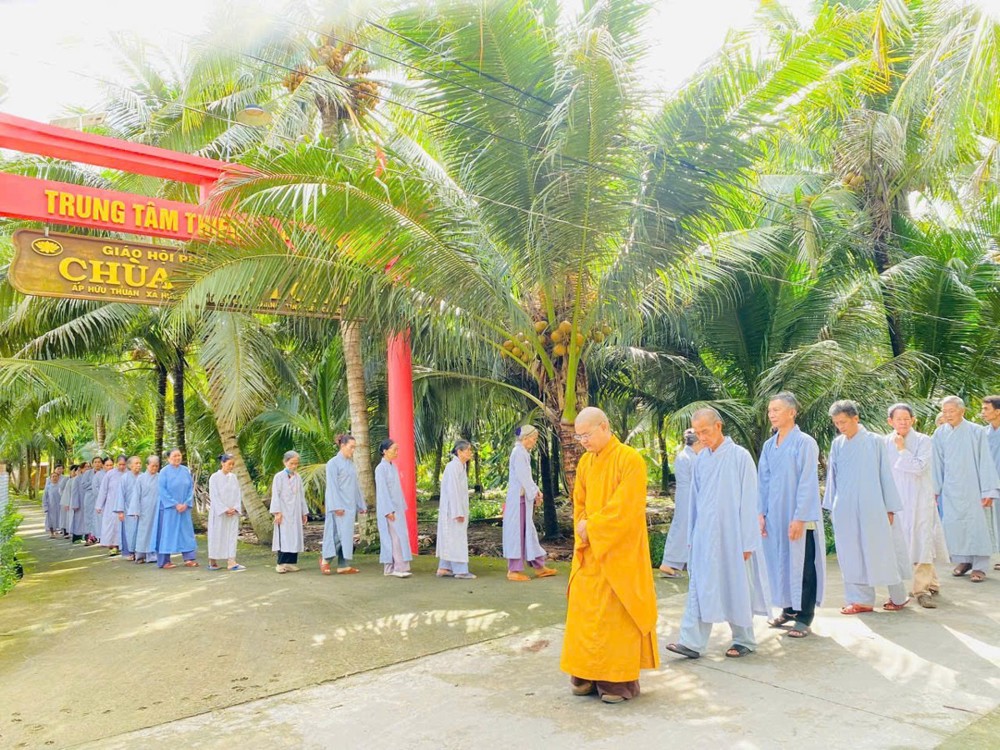 Đồng Tháp: Khóa tu một ngày thiền tập “An lạc Tâm hồn” tại chùa Tân Long