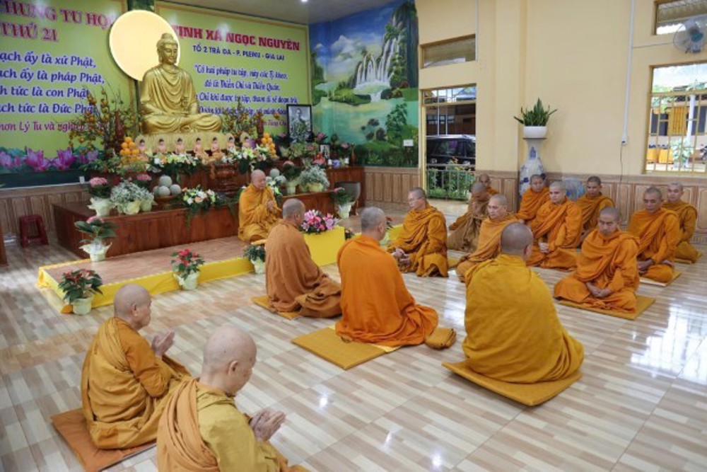 Gia Lai: Trang nghiêm khai mạc khóa “Sống chung tu học” lần thứ 21 do Ni giới GĐ.III PGKS tổ chức