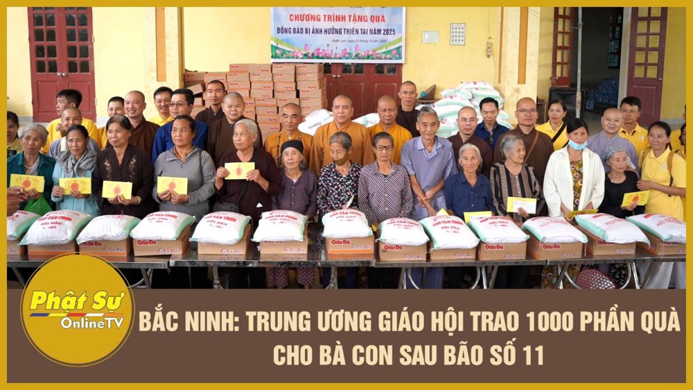 [Video] Bắc Ninh: Trung ương Giáo hội trao 1000 phần quà cho bà con sau bão số 11