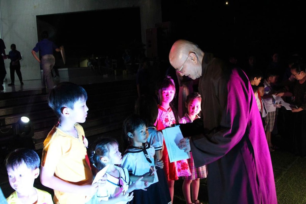 Huế: Chương trình “Vui Tết trung thu - Yêu thương tròn đầy” dành cho các em học sinh tại xã Đan Điền