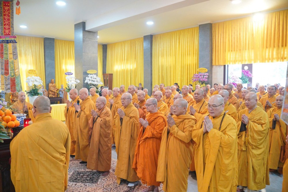TP.HCM: Các phái đoàn viếng tang Trưởng lão Hòa thượng Thích Thiện Tánh