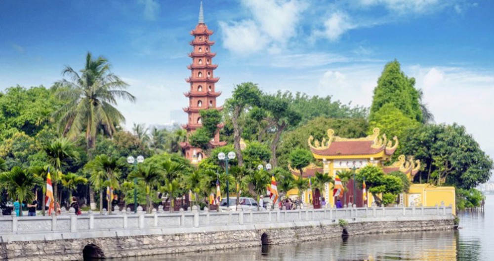 Chùa Trấn Quốc - Ngôi cổ tự nghìn năm giữa lòng Hà Nội