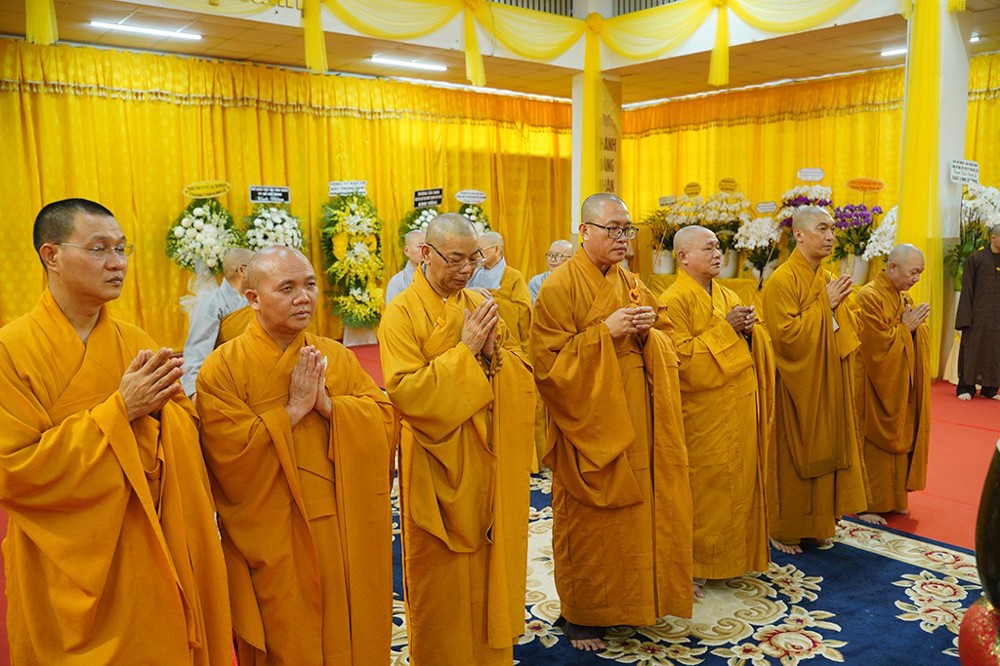 TP.HCM: Ngày đầu tiên viếng tang Hòa thượng Thích Từ Thông