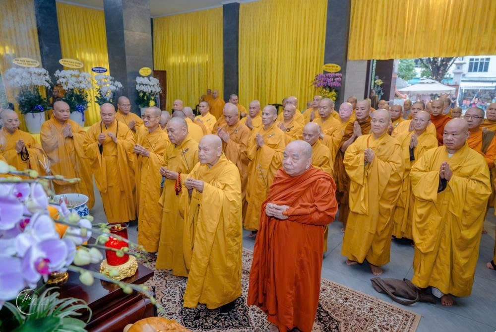 Trung ương Giáo hội viếng tang Trưởng lão Hòa thượng Thích Thiện Tánh