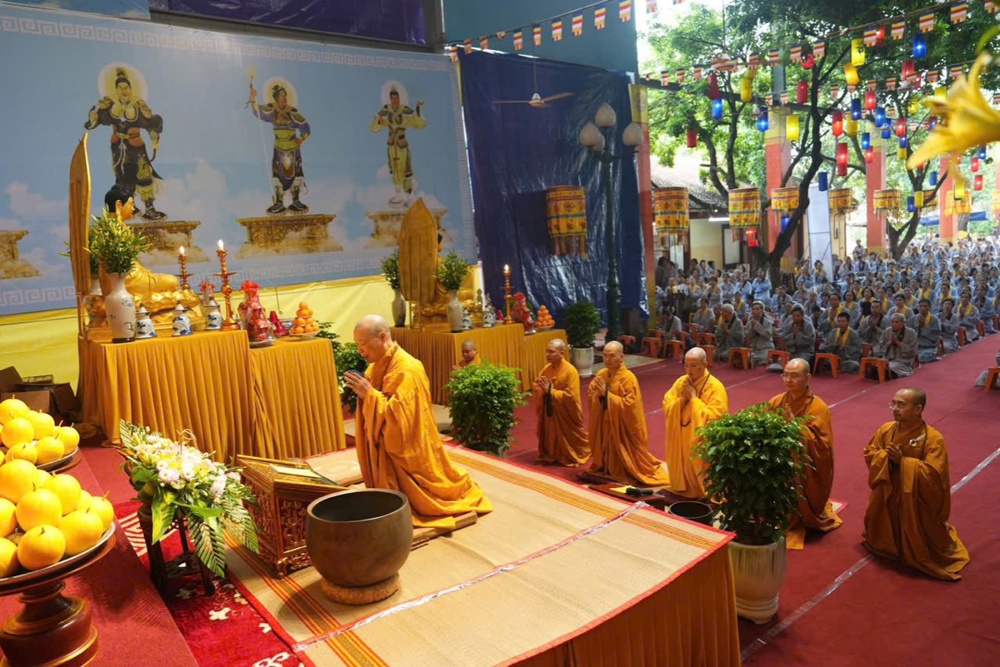 Hà Nội: Trang nghiêm khai mạc Pháp hội Dược Sư lần thứ XX tại chùa Bằng