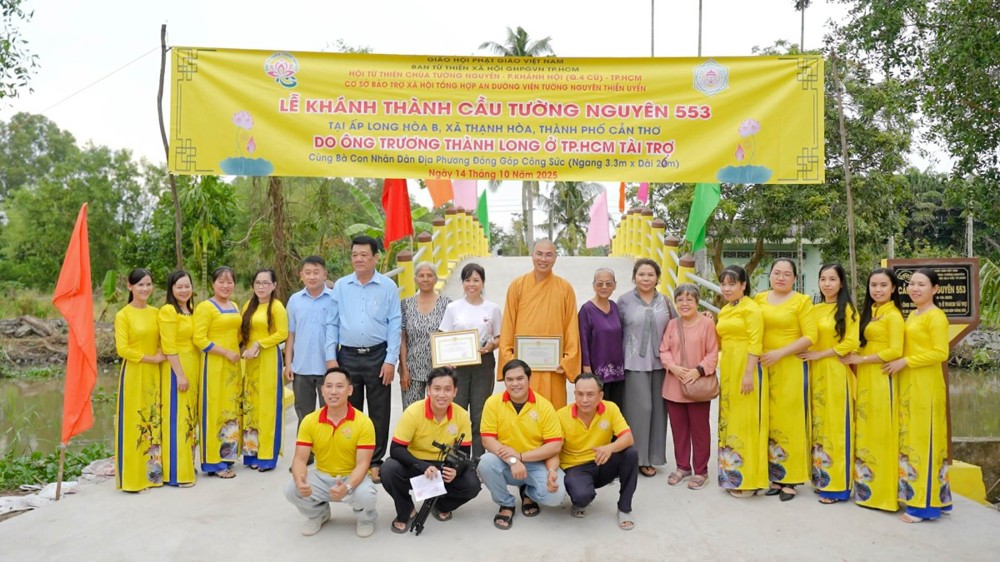 Cần Thơ: Khánh thành cầu Tường Nguyên 552, 553, 554 và bàn giao nhà tình thương “Sen Búp Xin Tặng Người” số 1026