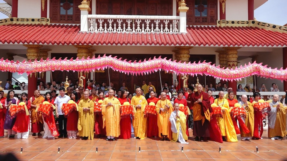 Lâm Đồng: Lễ Lạc thành - Khánh tạ Tam bảo tại chùa Linh Bảo