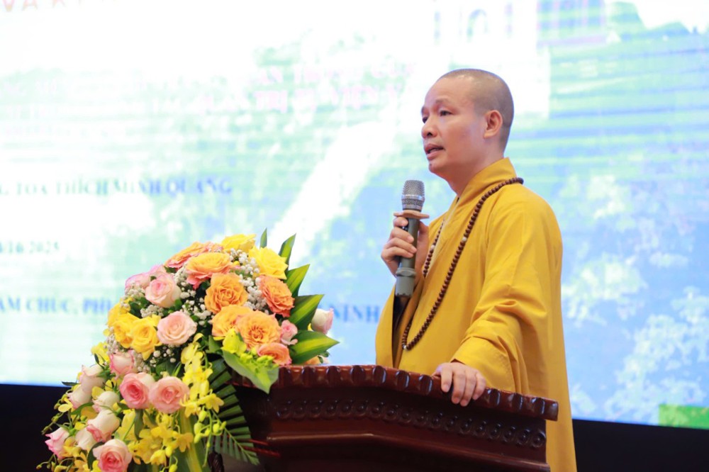Ninh Bình: TT.Thích Minh Quang chủ giảng “Kỹ năng mềm - Hành trang quan trọng của Tăng Ni trong công tác Quản trị tự viện và Hoằng pháp lợi sanh” 