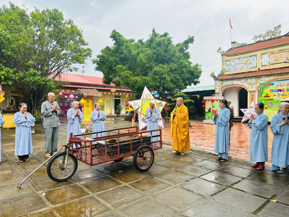Thanh Hóa: Chùa Đống Cao tổ chức Rằm Trung thu đầy ý nghĩa trong tình Thầy trò
