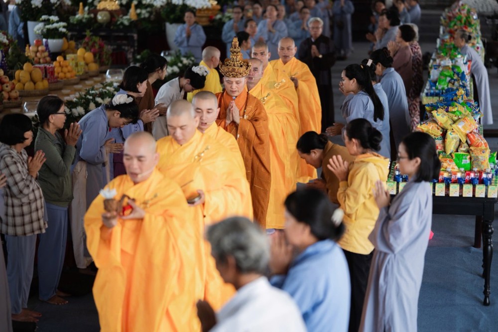 Lâm Đồng: Chùa Phật Lâm tổ chức Đàn lễ chẩn tế Từ thiện - Lễ tạ Tam bảo và cầu Quốc thái Dân an