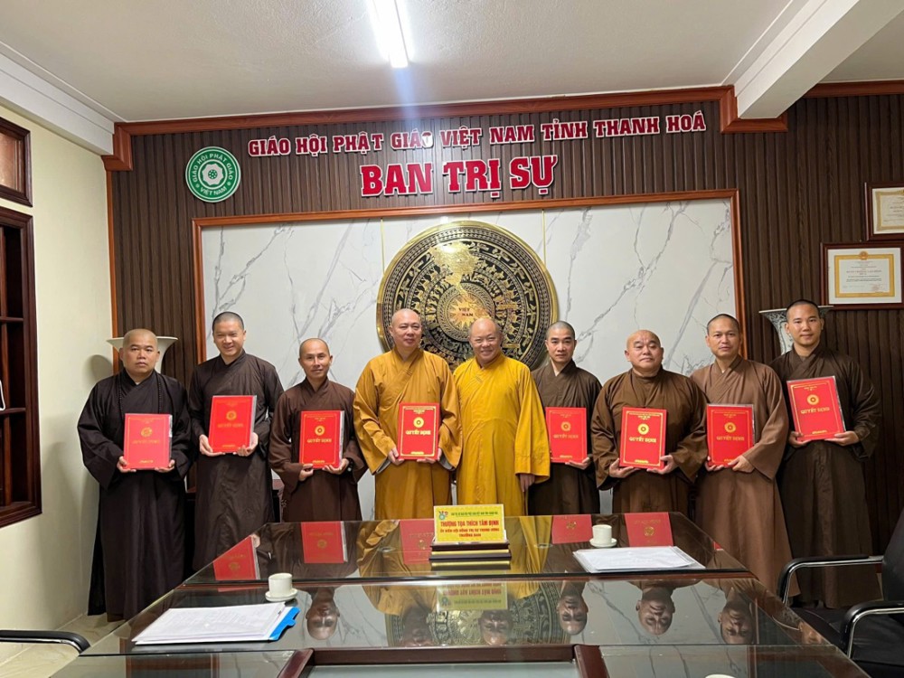 Thanh Hóa: Ban Trị sự Phật giáo tỉnh trao Quyết định và con dấu cho các Ban Quản trị trực thuộc