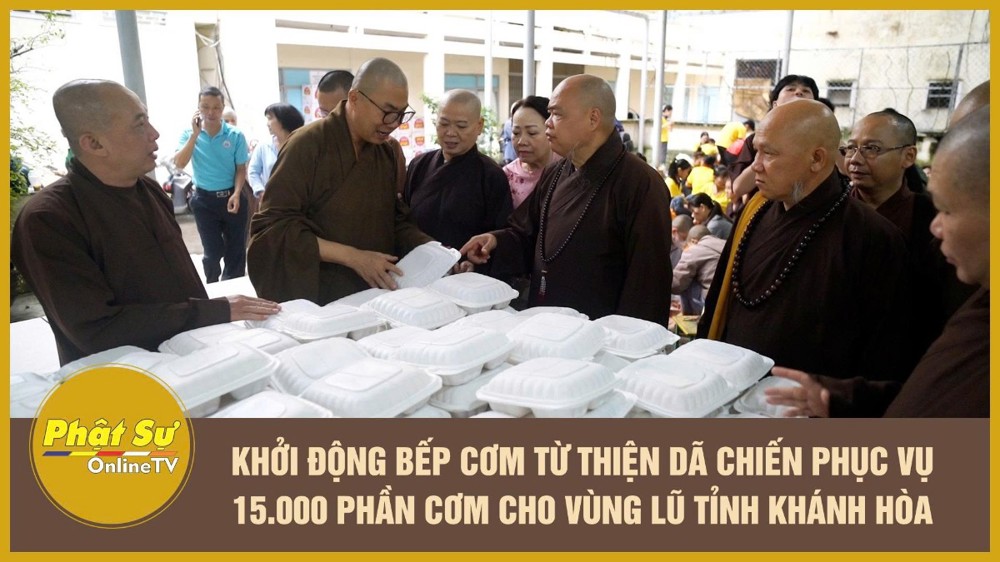 [Video] Khởi động bếp cơm từ thiện dã chiến phục vụ 15.000 phần cơm cho vùng lũ Khánh Hòa