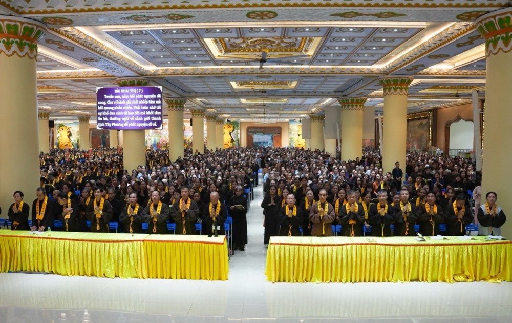 Có thể là hình ảnh về văn bản