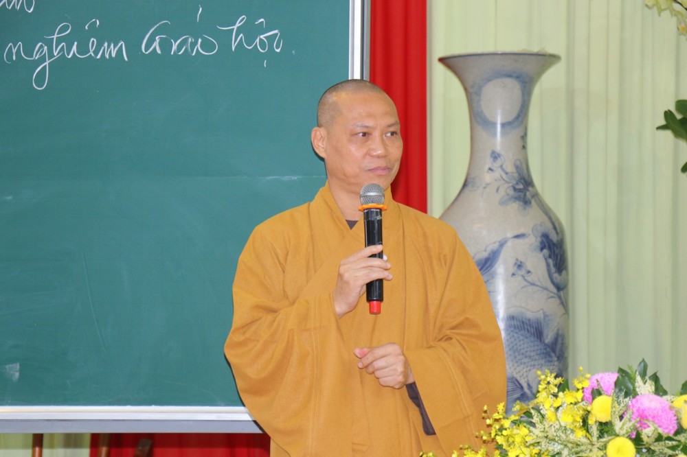 Vĩnh Long: Thượng tọa Thích Trí Chơn chia sẻ đề tài “Quản trị tự thân để trang nghiêm Giáo hội” tại Khóa Kiết Đông lần III – Khu vực Bến Tre (cũ)