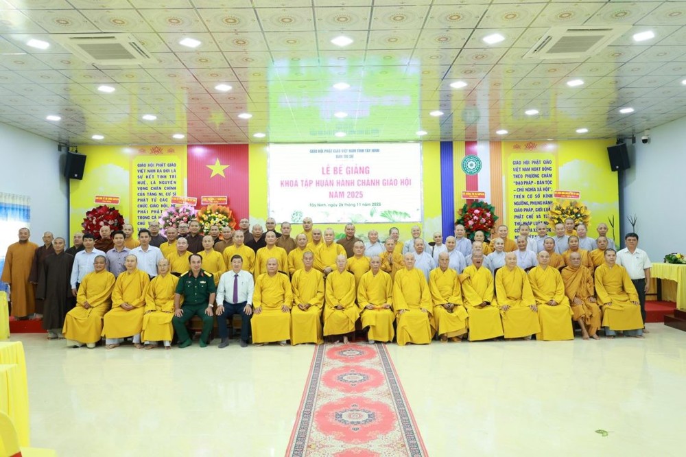 Tây Ninh: Lễ bế giảng Khóa tập huấn Hành chánh Giáo hội năm 2025