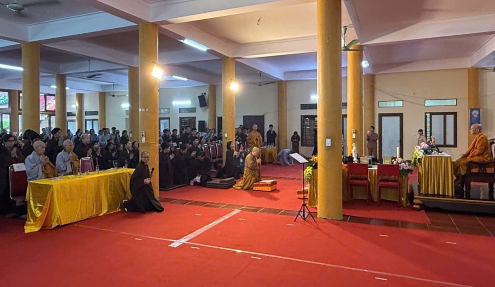 Hà Nội: Trưởng lão HT. Thích Giác Nhiệm chứng minh, khai thị trong lễ cầu siêu tại chùa Ngọc Quang