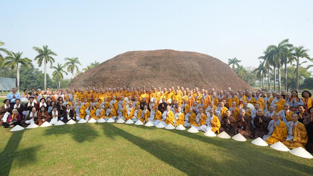 Hành trình thứ sáu – Bước chân Tăng Ni Trường Trung cấp Phật học Hà Nội trên miền đất Phật nhập Niết Bàn