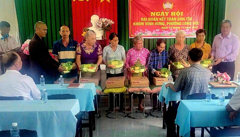 Vĩnh Long: Trao tặng nhà Đại đoàn kế, lan tỏa nghĩa tình nhân ái