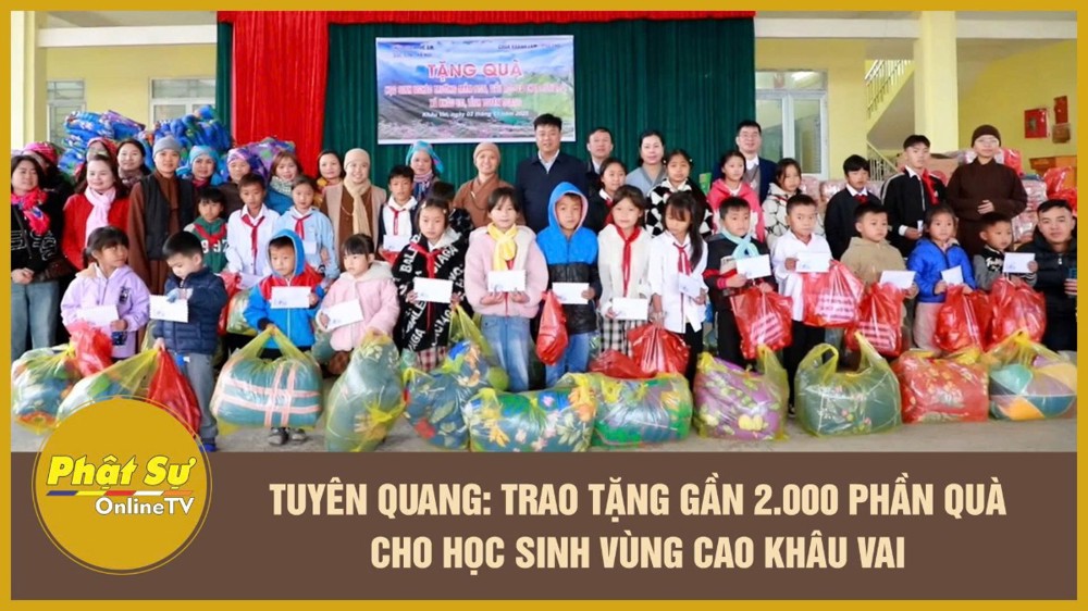 [Video] Tuyên Quang: Trao tặng gần 2.000 phần quà cho học sinh vùng cao Khâu Vai