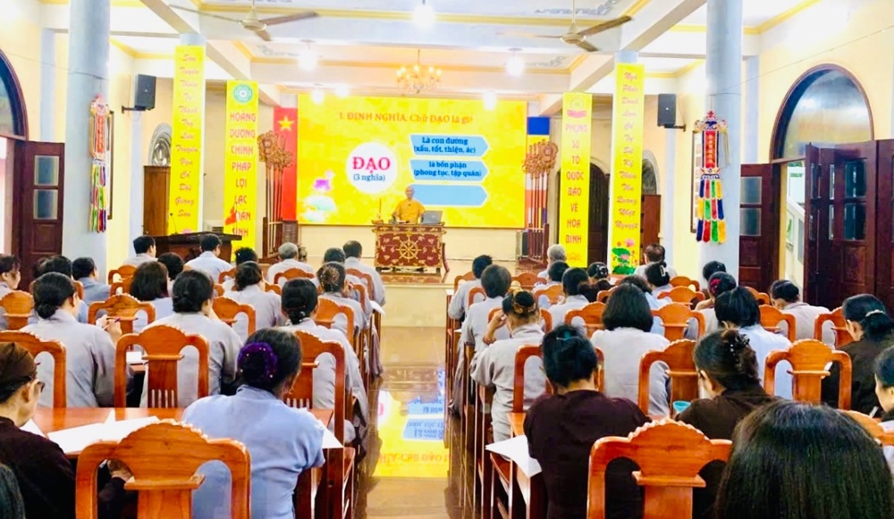 Phú Thọ: Ngày học đầu tiên của lớp giáo lý dành cho Phật tử tại chùa Tích Sơn