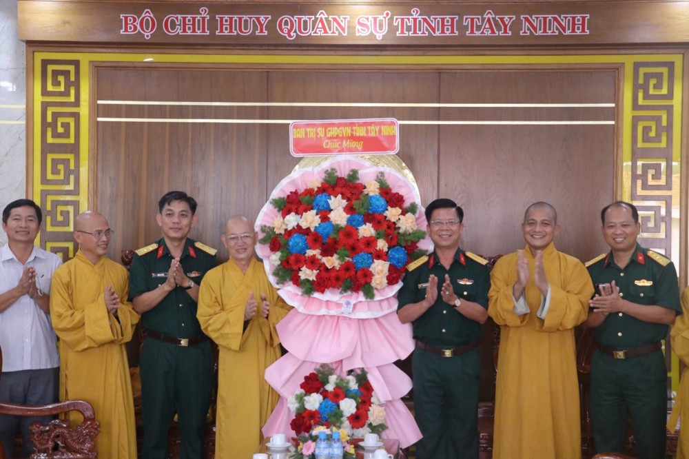 Tây Ninh: Ban Trị sự tỉnh chúc mừng kỷ niệm 81 năm ngày thành lập Quân đội Nhân dân Việt Nam