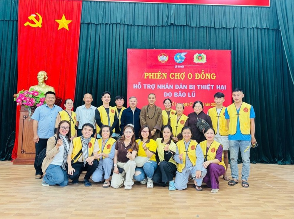 Đắk Lắk: Nhóm thiện nguyện “Phật ơi Ngài gọi con” tổ chức phiên chợ 0 đồng hỗ trợ bà con bị thiệt hại sau bão lũ