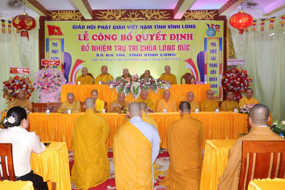 Vĩnh Long: Lễ công bố và trao quyết định bổ nhiệm trụ trì Chùa Long Đức