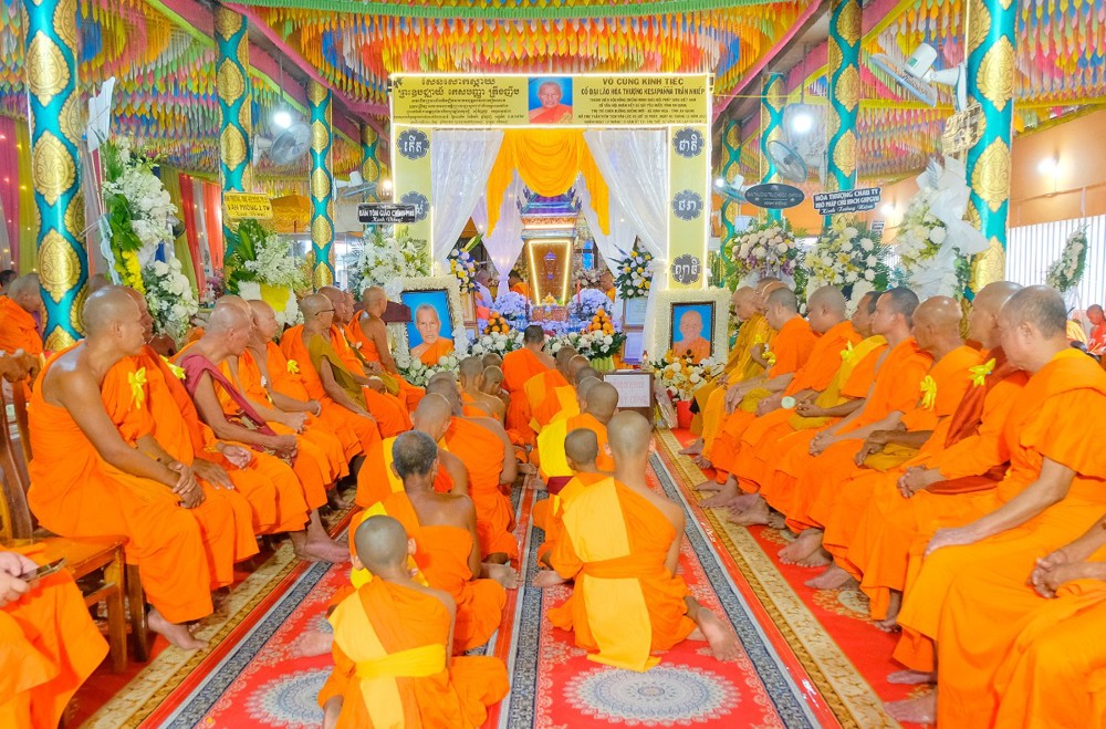 An Giang: Trang nghiêm lễ truy niệm và phụng tống kim quan Trưởng lão Hòa thượng Trần Nhiếp