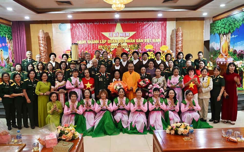 CLB Cựu chiến binh Phật tử Quán Sứ kỷ niệm 81 năm ngày thành lập quân đội nhân dân Việt Nam
