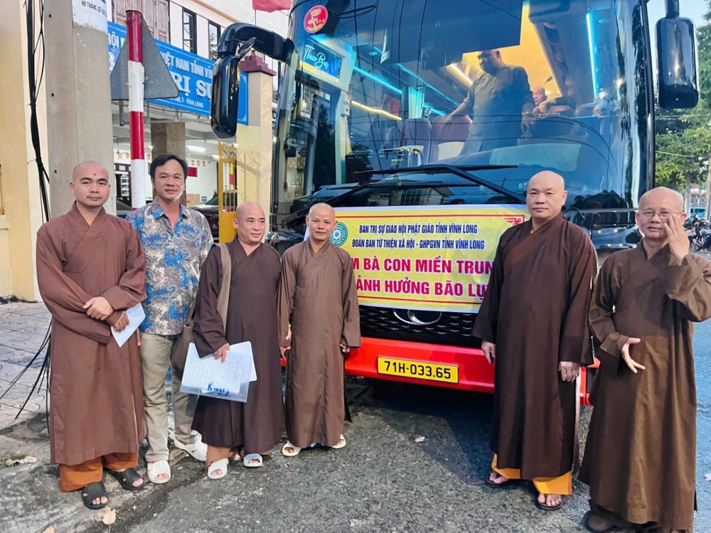 Vĩnh Long: Hành trình Lan Tỏa Từ Bi – Đoàn BTS GHPGVN Tỉnh Vĩnh Long Khởi hành Chuyến Cứu Trợ Lần 2 Hướng Về Đồng bào Miền Trung đang bị lũ lụt
