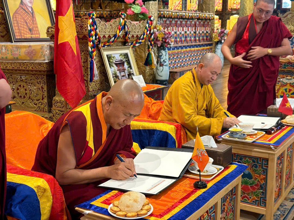 Tăng đoàn Trung ương Bhutan và Giáo hội Phật giáo Việt Nam ký kết Biên bản Ghi nhớ