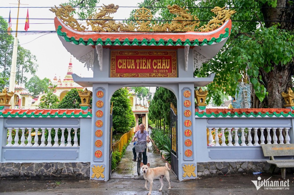 Ngôi chùa hơn 300 năm tuổi trên mảnh đất cù lao Vĩnh Long