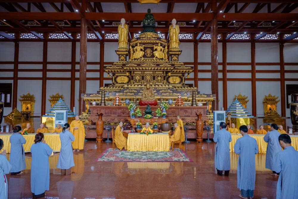 Đồng Nai: Lễ Quy y Tam Bảo tại chùa Quốc Ân Khải Tường