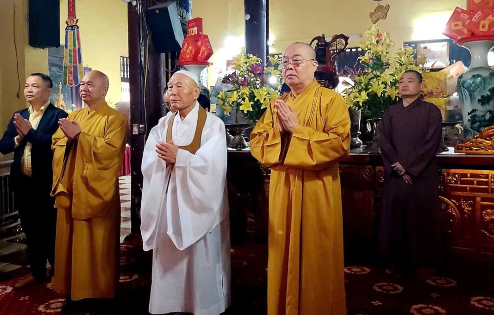 Đoàn Phật giáo Viên Hàn Quốc thăm Trụ sở Trung ương GHPGVN