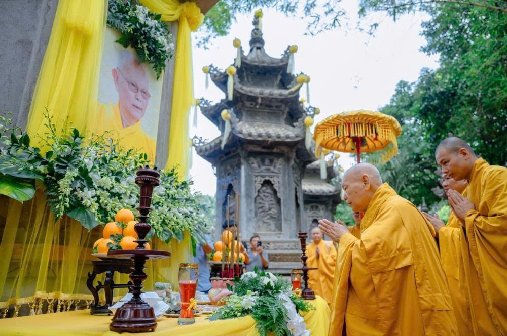 TP.HCM: Trang nghiêm tưởng niệm lễ chung thất cố Trưởng lão Hòa thượng Thích Từ Thông