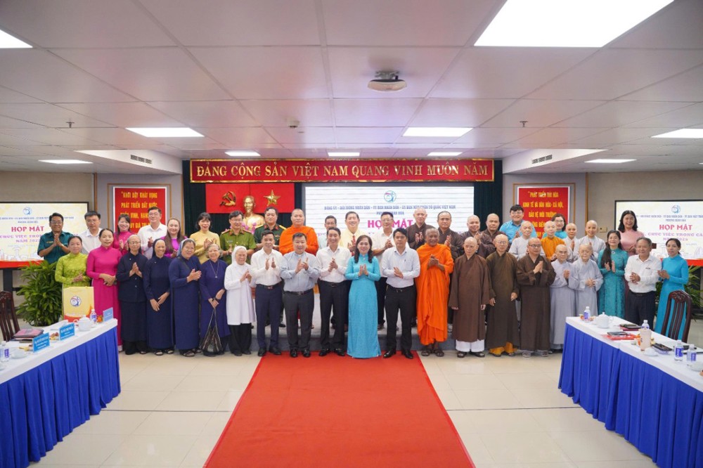 TP.HCM: Họp mặt chức sắc, chức việc các tôn giáo năm 2025 tại phường Xuân Hòa