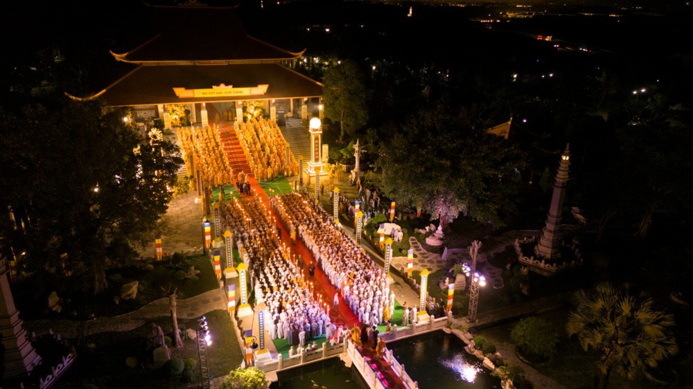 Lâm Đồng: Giáo giới - hành nghi và tuần chiếu, kết thúc ngày sinh hoạt đầu tiên của Đại giới đàn Chơn Thành 