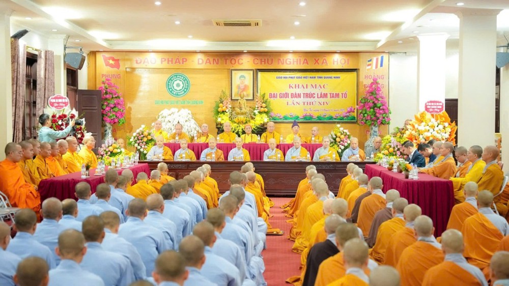 Quảng Ninh: 108 giới tử đắc pháp tại Đại giới đàn Trúc Lâm Tam Tổ lần thứ XIV