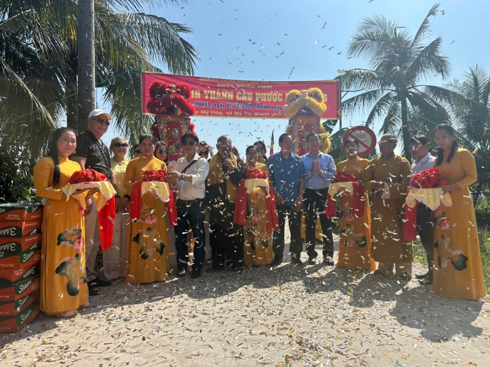 Cần Thơ: Chùa Thiên Thới tiếp tục khánh thành cầu nông thôn tại xã Mỹ Tú