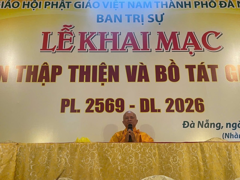 Đà Nẵng: Giới đàn Thập thiện và Bồ Tát cho Phật tử tại gia: Khai đạo giới tử