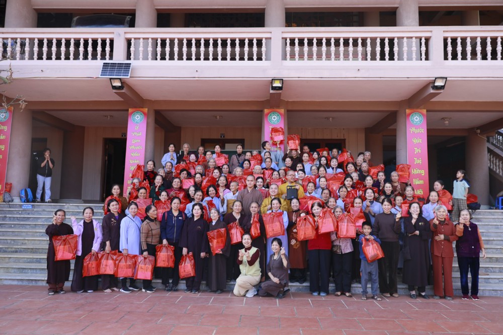 ĐIỆN BIÊN: CHÙA LINH QUANG TRANG NGHIÊM TỔ CHỨC LỄ PHẬT THÀNH ĐẠO VÀ KHÓA TU CHỦ NHẬT TẤT NIÊN CUỐI NĂM 2025