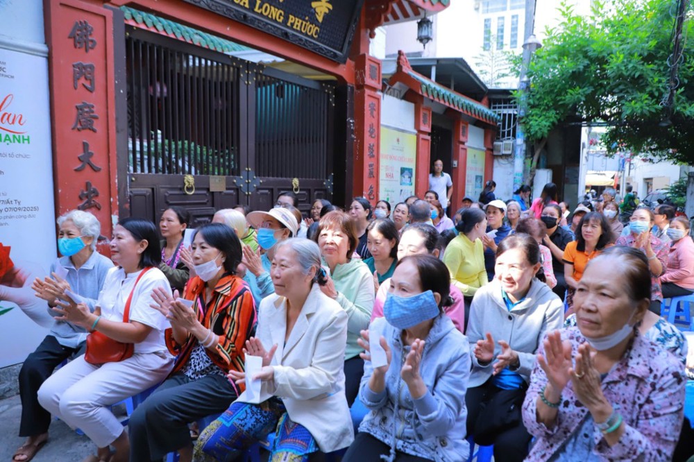 TP.HCM: Chùa Long Phước lan tỏa tinh thần “Tết – ai cũng được thương”