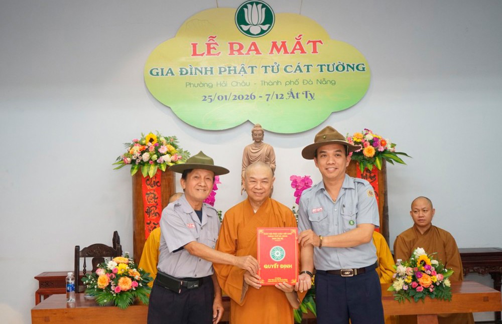 Đà Nẵng: Công bố quyết định thành lập Gia đình Phật tử Cát Tường