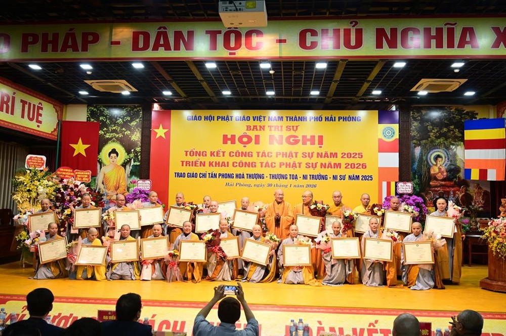 Hải Phòng: Hội nghị tổng kết công tác Phật sự năm 2025 và trao giáo chỉ tấn phong cho chư Tôn đức Tăng Ni