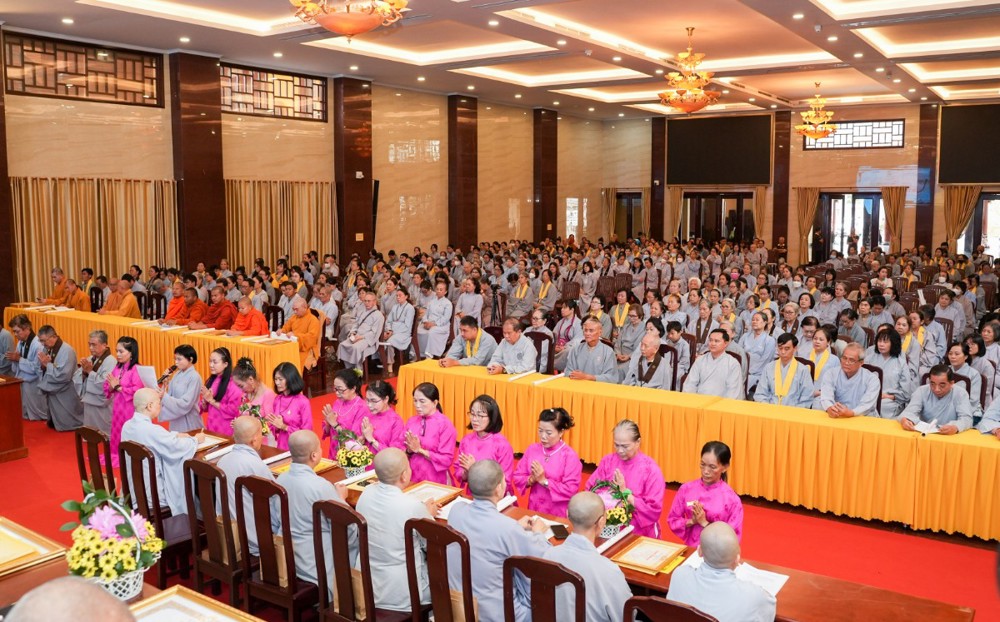 TP.HCM: Ban Hướng dẫn Phật tử và Ban Hoằng pháp TP.HCM tổng kết Phật sự năm 2025