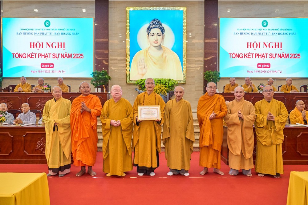 TP.HCM: Ban Hướng dẫn Phật tử và Ban Hoằng pháp TP.HCM tổng kết Phật sự năm 2025